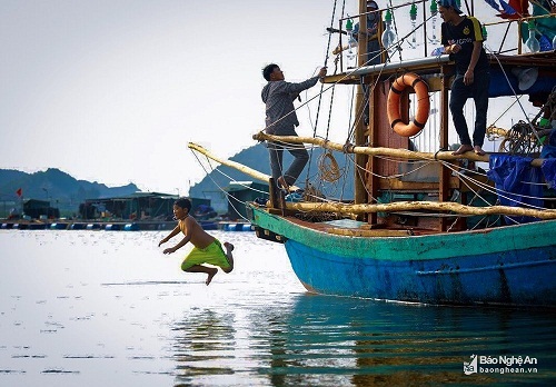 Nhộn nhịp nghề cá ở Nghi Quang