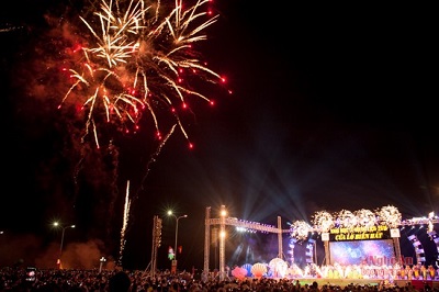 Cửa Lò rộn rã mùa biển mới