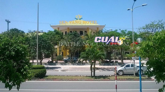 khach_san_sen_vang_cua_lo