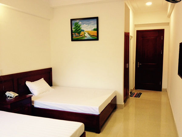 khachsanhaidangcualophong2giuong2