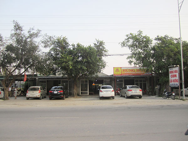 nha_hang_hung_hoa_cua_lo